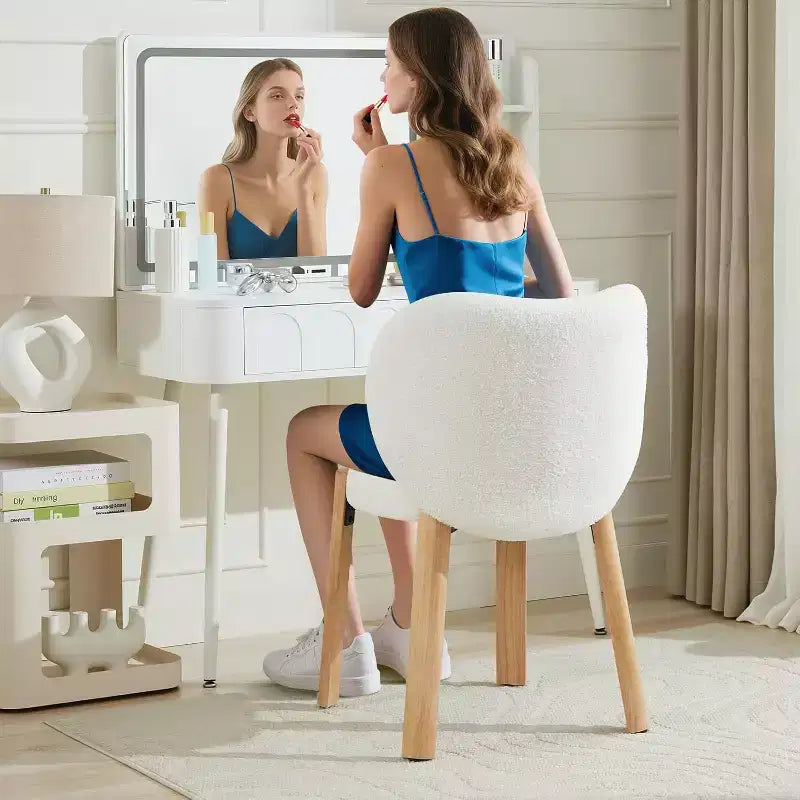GustoWave Modern Vanity Stool with Heart-Shaped Backrest Plush Teddy Upholstered Makeup Chair for Bedroom, Living Room, Home Office
