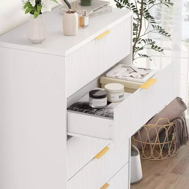 5 Drawer Dresser for Bedroom, 31.5W Wooden Chest of Drawers with Gold Handle, Storage Dresser Organizer, Closet Dresser for Bedroom Hallway